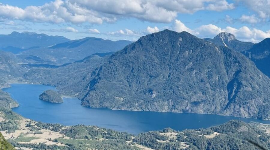 Desde Coñaripe – descubre la Maravillosa Ruta de los 7 Lagos en Panguipulli: Una Aventura Inolvidable